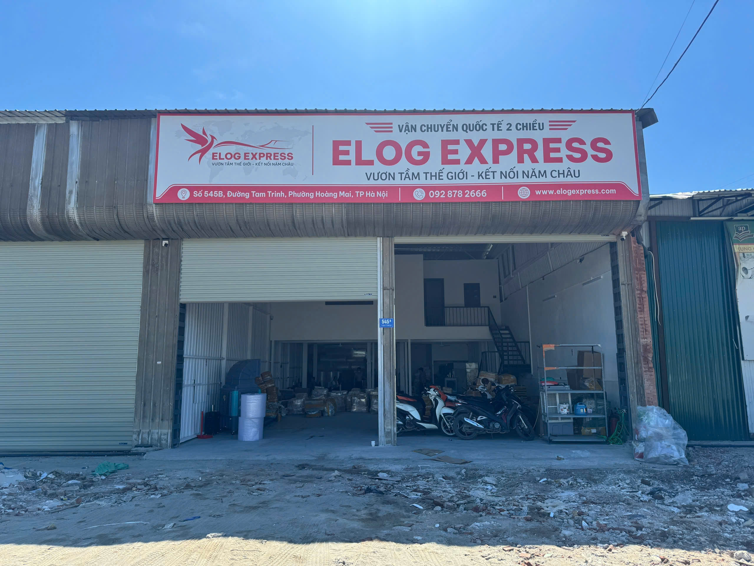 Kho hàng hóa Elog Express Hà Nội