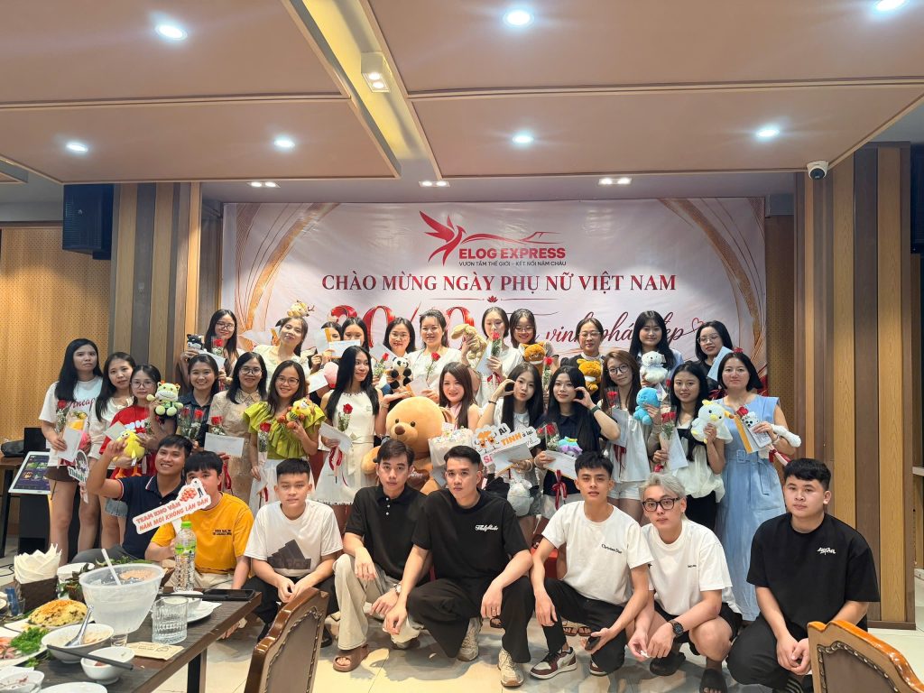 Home 24 Elog Express tổ chức tiệc mừng Ngày Phụ nữ Việt Nam 20/10